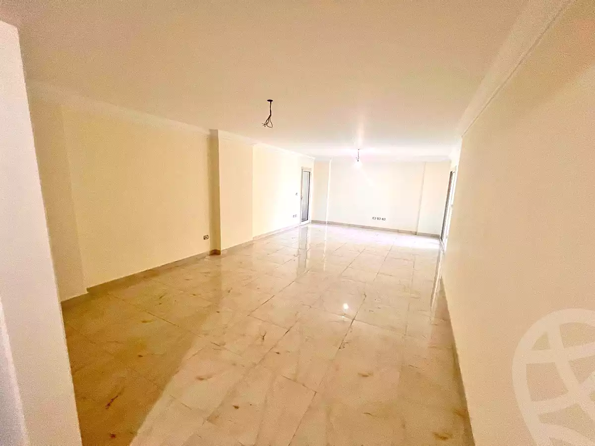 https://aqarmap.com.eg/ar/listing/7288709-for-sale-alexandria-smouha-compounds-in-smouha-valore-antoniadis-compound-el-ghonimy