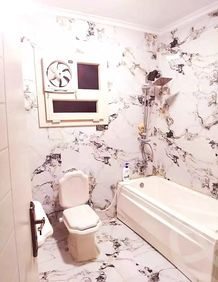 https://aqarmap.com.eg/en/listing/7289111-for-sale-cairo-helwan-helwan-el-sharkeya-latif-basha-st