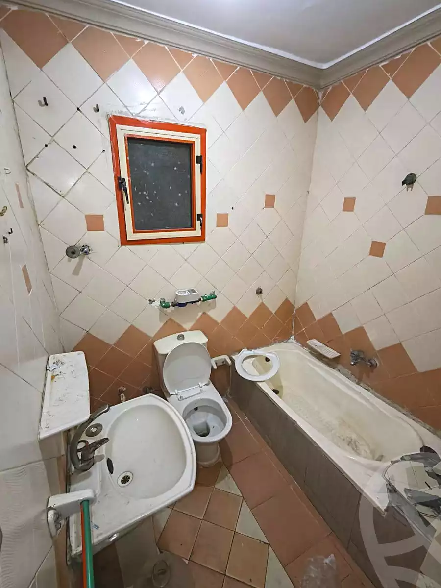https://aqarmap.com.eg/ar/listing/7289169-for-sale-alexandria-al-agamy-el-hanouvel-radwan-st