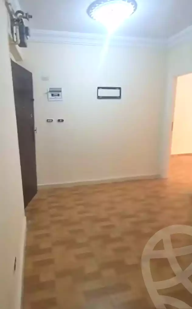 https://aqarmap.com.eg/en/listing/7289408-for-sale-alexandria-el-asafra-shr-45