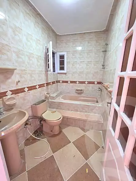 https://aqarmap.com.eg/ar/listing/7289452-for-sale-alexandria-al-agamy-shataa-el-nakheel