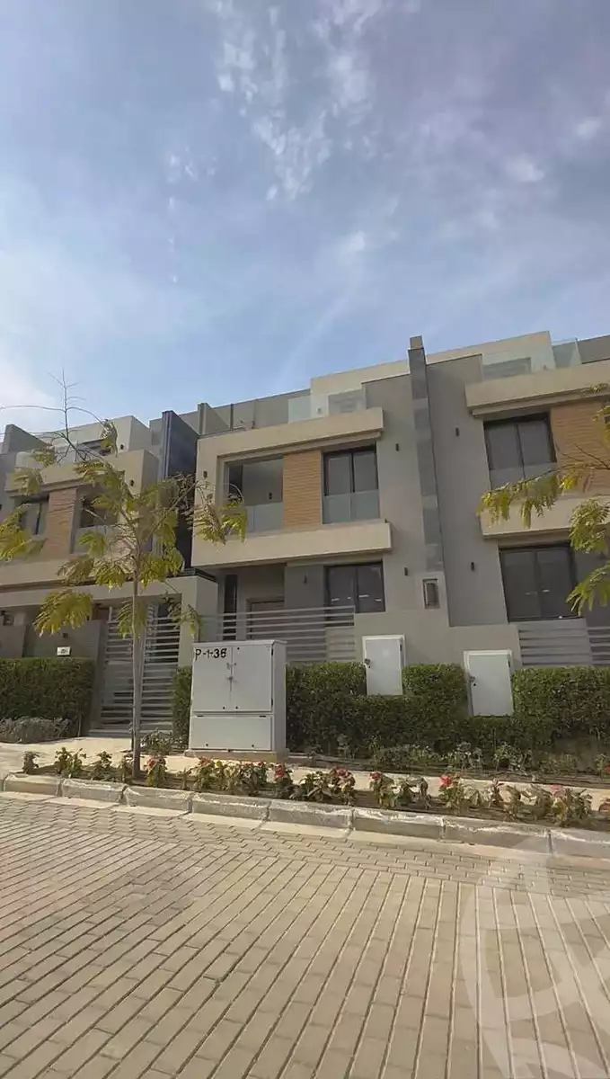 https://aqarmap.com.eg/ar/listing/7289595-for-sale-cairo-new-administrative-capital-r4-la-vista-city