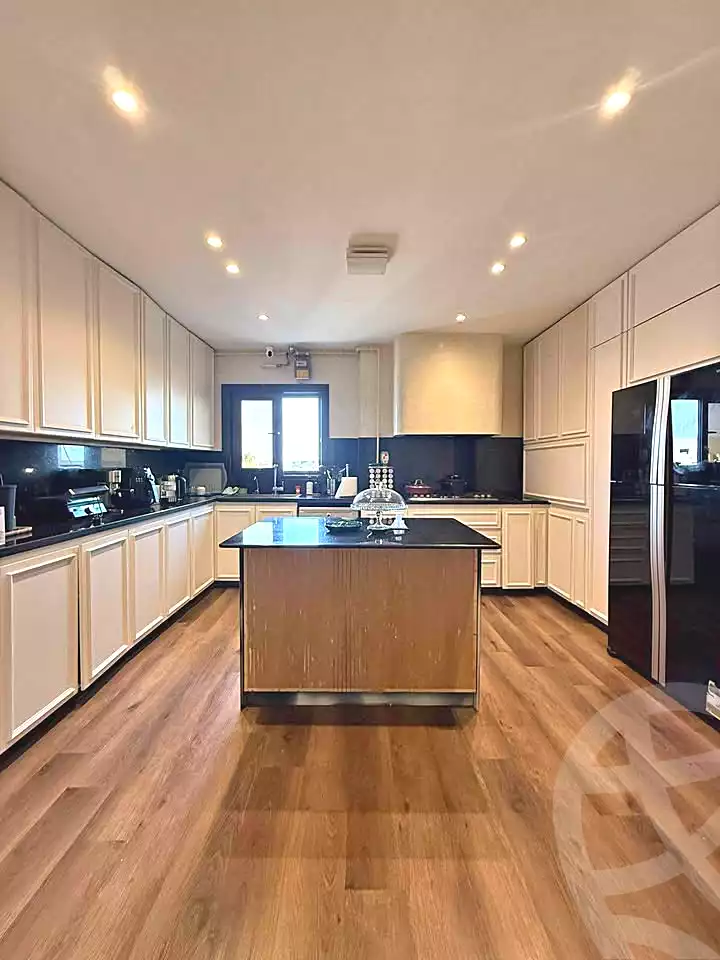 https://aqarmap.com.eg/en/listing/7289773-for-sale-cairo-new-cairo-compounds-mountain-view1-1-compound