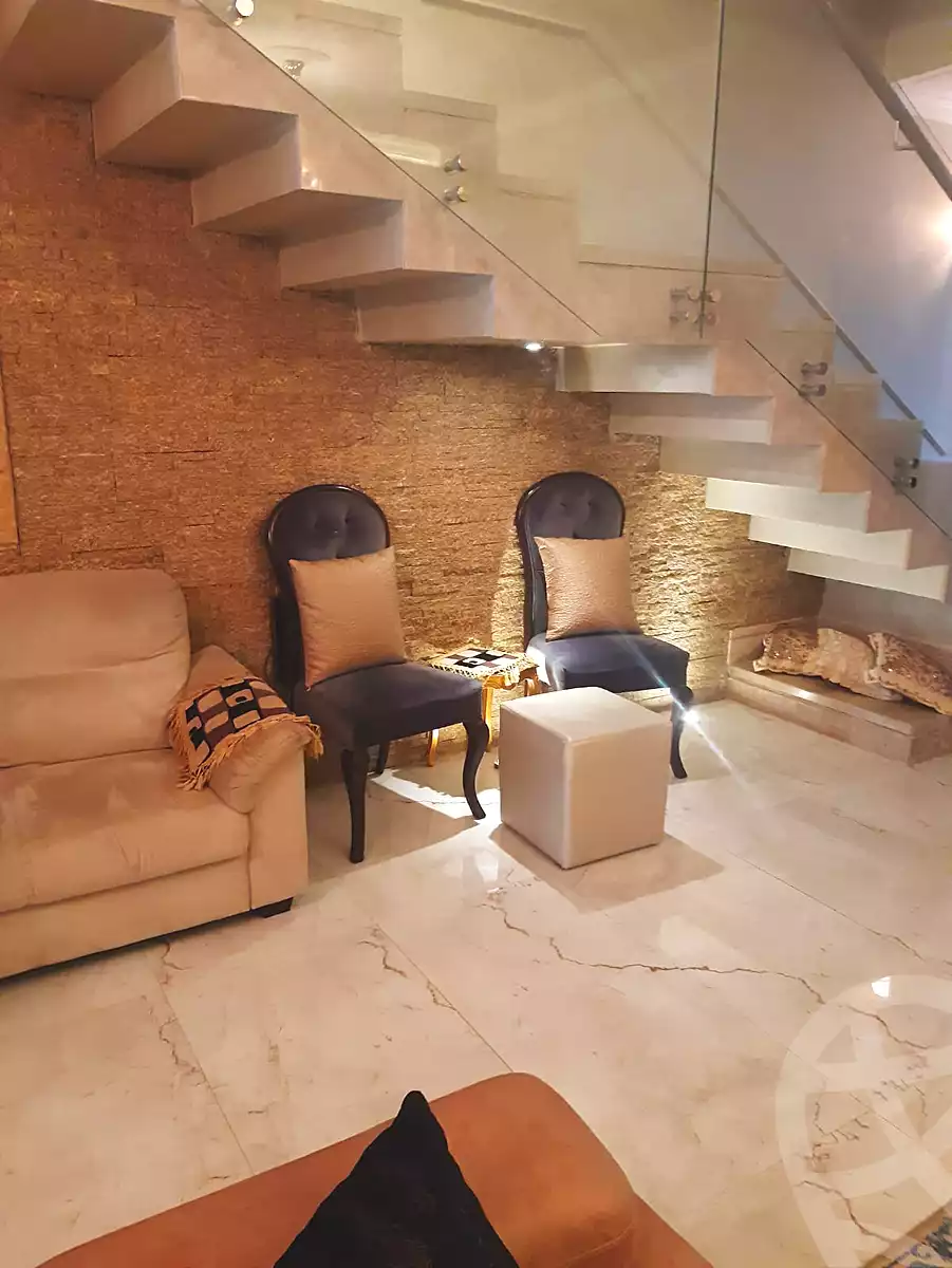 https://aqarmap.com.eg/ar/listing/7289936-for-rent-cairo-new-cairo-compounds-hyde-park-centre-ville-hyde-park