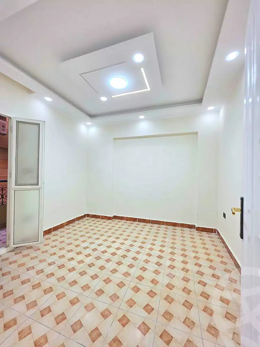 https://aqarmap.com.eg/ar/listing/7289973-for-sale-alexandria-el-asafra-l-sfr-bhry