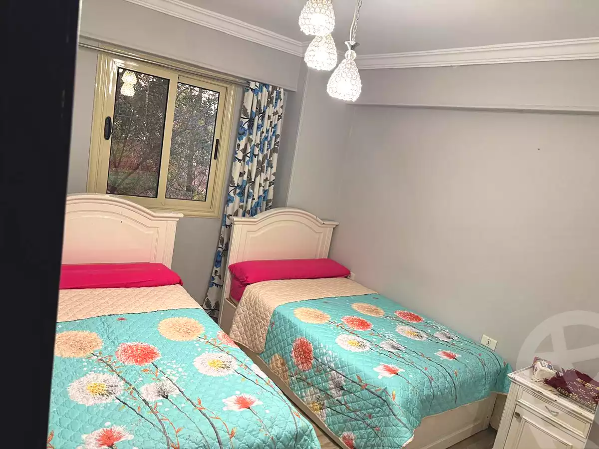 https://aqarmap.com.eg/en/listing/7290023-for-sale-cairo-el-sheikh-zayed-city-el-hay-elsabeaa-lhy-lsb