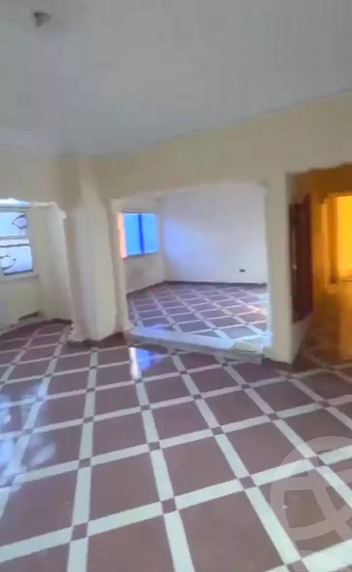 https://aqarmap.com.eg/ar/listing/7290030-for-sale-cairo-ain-shams-yn-shms-lgrby