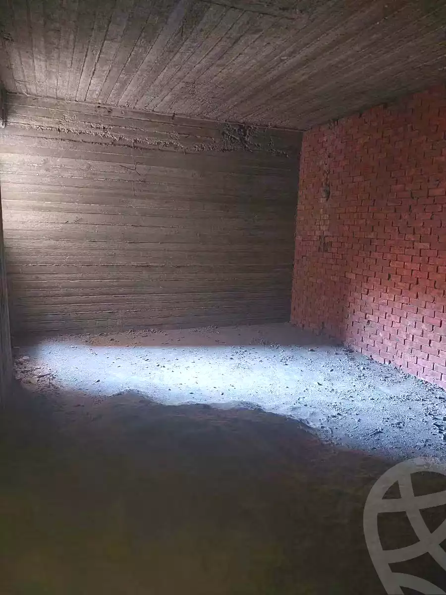 https://aqarmap.com.eg/en/listing/7290184-for-sale-cairo-helwan-helwan-el-sharkeya-el-maraghi-st