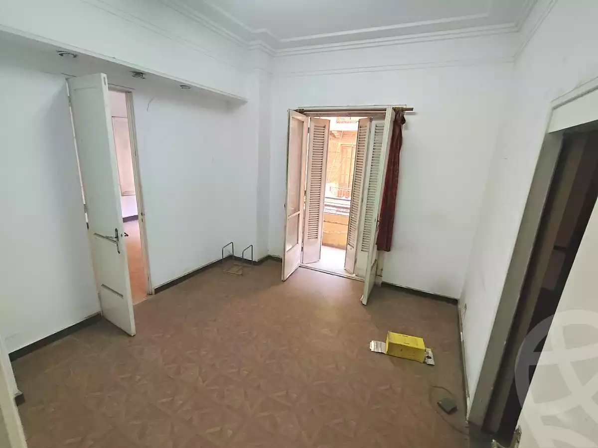 https://aqarmap.com.eg/ar/listing/7290290-for-rent-cairo-downtown-bab-el-loaa-el-tahrir-st