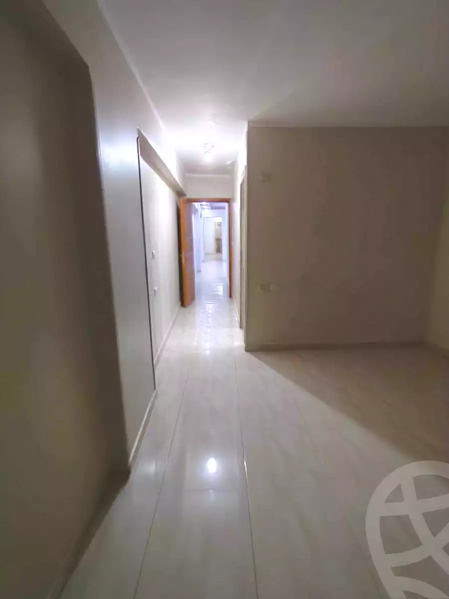 https://aqarmap.com.eg/ar/listing/7290304-for-rent-cairo-ain-shams-mnshy-lthryr