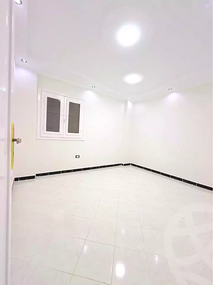 https://aqarmap.com.eg/en/listing/7290511-for-sale-alexandria-al-agamy-shataa-el-nakheel