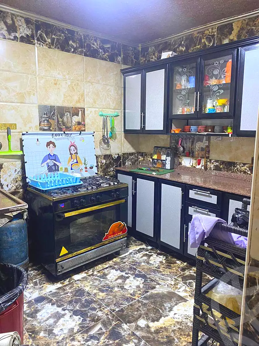 https://aqarmap.com.eg/en/listing/7290533-for-sale-cairo-helwan-el-shareaa-el-sharby-st
