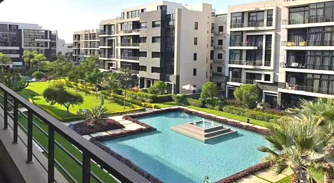 https://aqarmap.com.eg/en/listing/7290532-for-sale-cairo-new-cairo-compounds-the-view-waterway