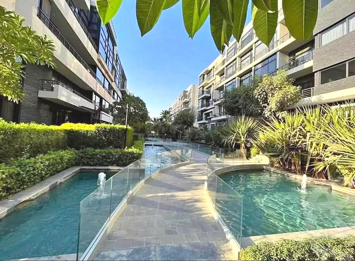 https://aqarmap.com.eg/en/listing/7290610-for-sale-cairo-new-cairo-compounds-the-view-waterway