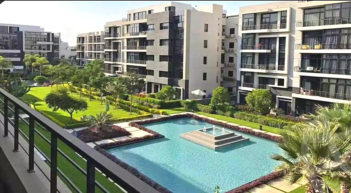 https://aqarmap.com.eg/en/listing/7290623-for-sale-cairo-new-cairo-compounds-the-view-waterway