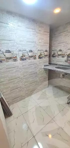 https://aqarmap.com.eg/ar/listing/7290840-for-sale-alexandria-el-asafra-shr-45