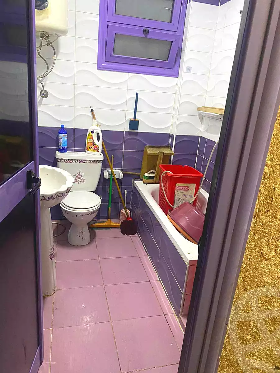 https://aqarmap.com.eg/en/listing/7290894-for-sale-cairo-helwan-el-shareaa-el-sharby-st