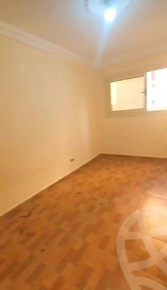 https://aqarmap.com.eg/en/listing/7291074-for-sale-alexandria-el-asafra-shr-45