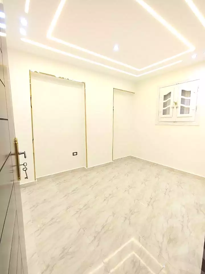 https://aqarmap.com.eg/en/listing/7291377-for-sale-alexandria-lsywf-el-falki