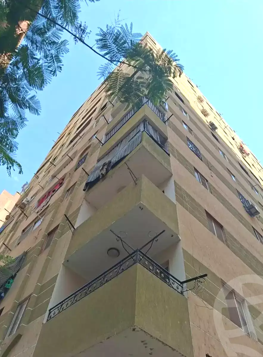 https://aqarmap.com.eg/en/listing/7291624-for-sale-cairo-helwan-hadayek-helwan-nile-corniche-st