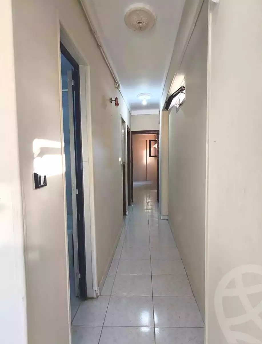 https://aqarmap.com.eg/ar/listing/7291740-for-rent-alexandria-miami