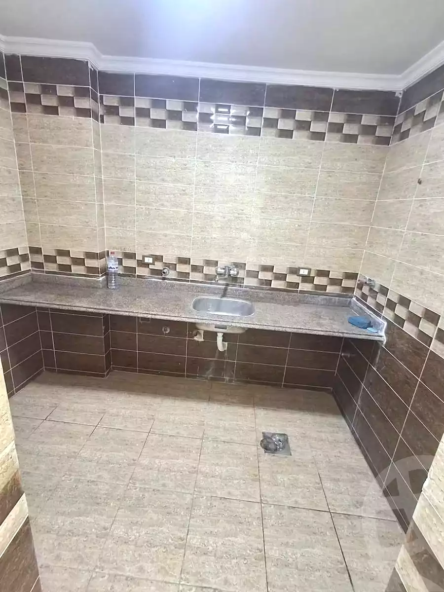 https://aqarmap.com.eg/ar/listing/7291852-for-sale-alexandria-el-asafra-shr-45