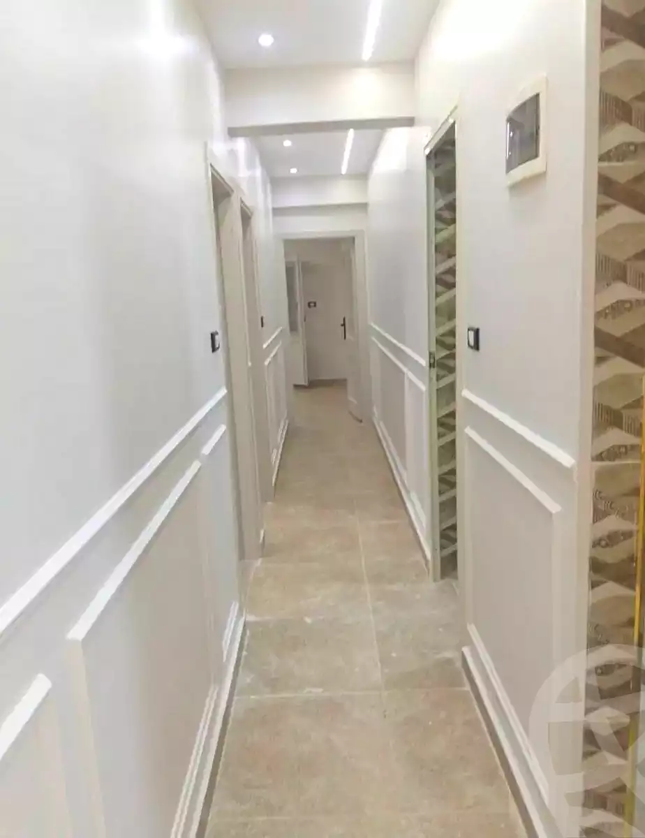 https://aqarmap.com.eg/ar/listing/7292180-for-sale-alexandria-al-agamy-el-hanouvel-radwan-st