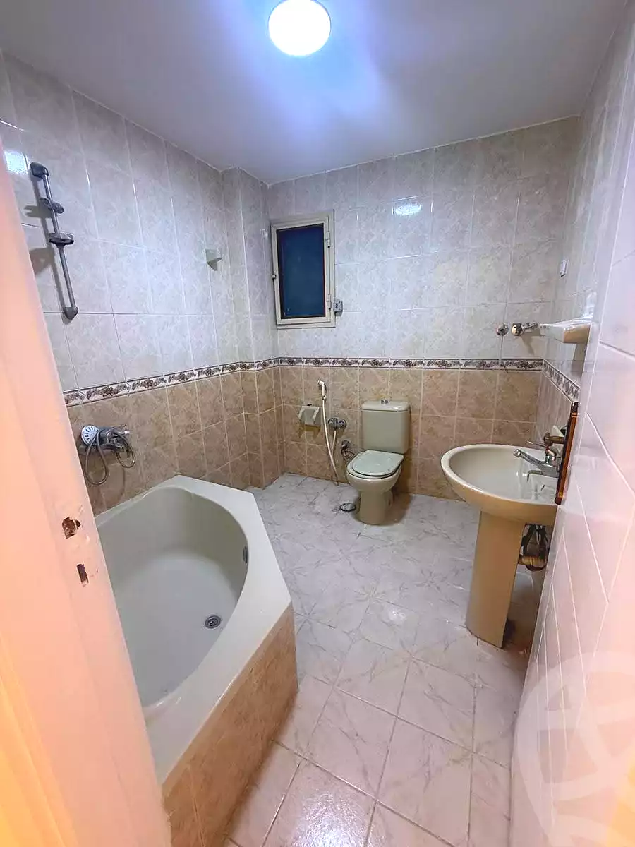 https://aqarmap.com.eg/en/listing/7292348-for-sale-alexandria-sydy-bshr-sydy-bshr-bhry