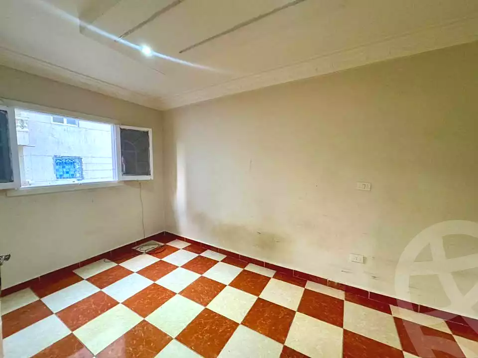 https://aqarmap.com.eg/ar/listing/7292376-for-sale-alexandria-sydy-bshr-sydy-bshr-bhry-shr-mhmd-njyb