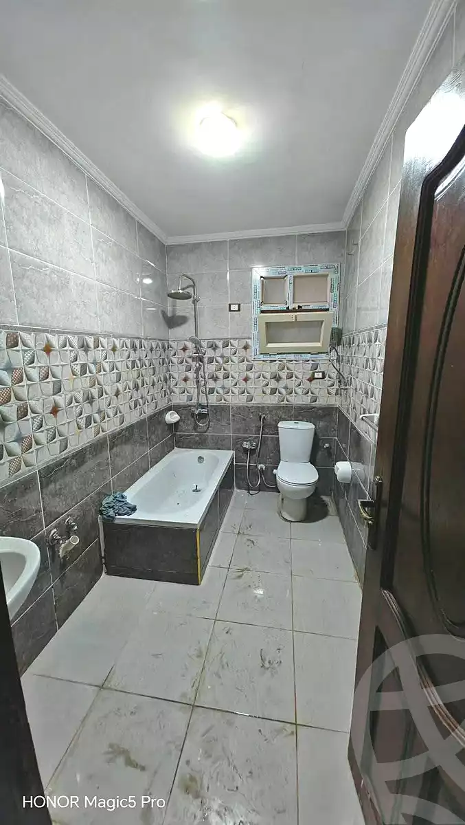 https://aqarmap.com.eg/en/listing/7292534-for-rent-cairo-helwan-sherif-st