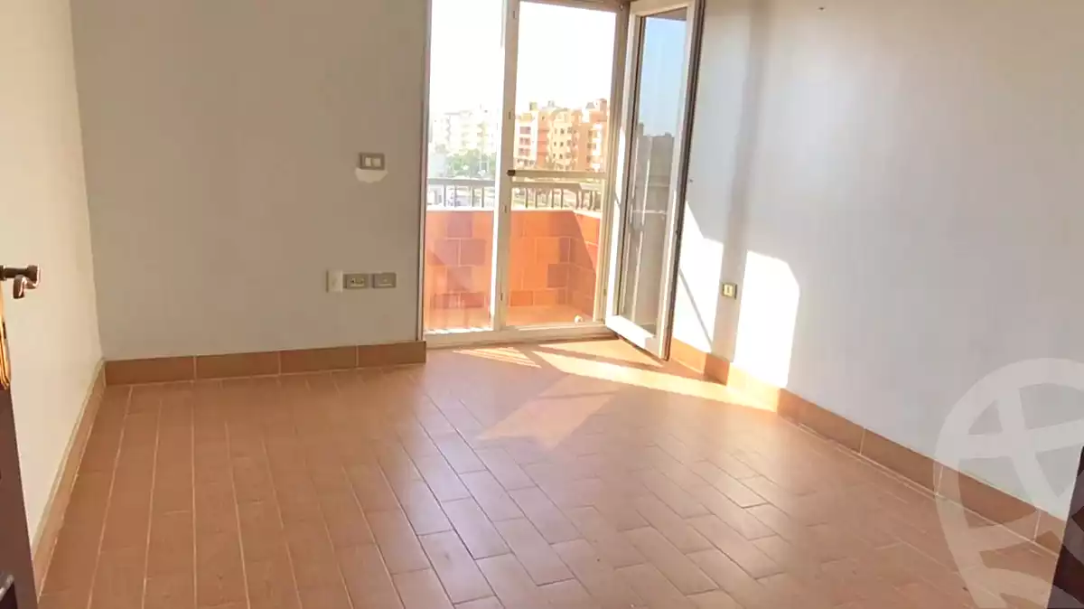 https://aqarmap.com.eg/ar/listing/7178133-for-sale-cairo-el-sheikh-zayed-city-el-hay-elsades-ashaer
