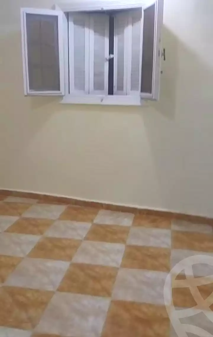 https://aqarmap.com.eg/ar/listing/7293663-for-rent-alexandria-el-asafra-shr-45