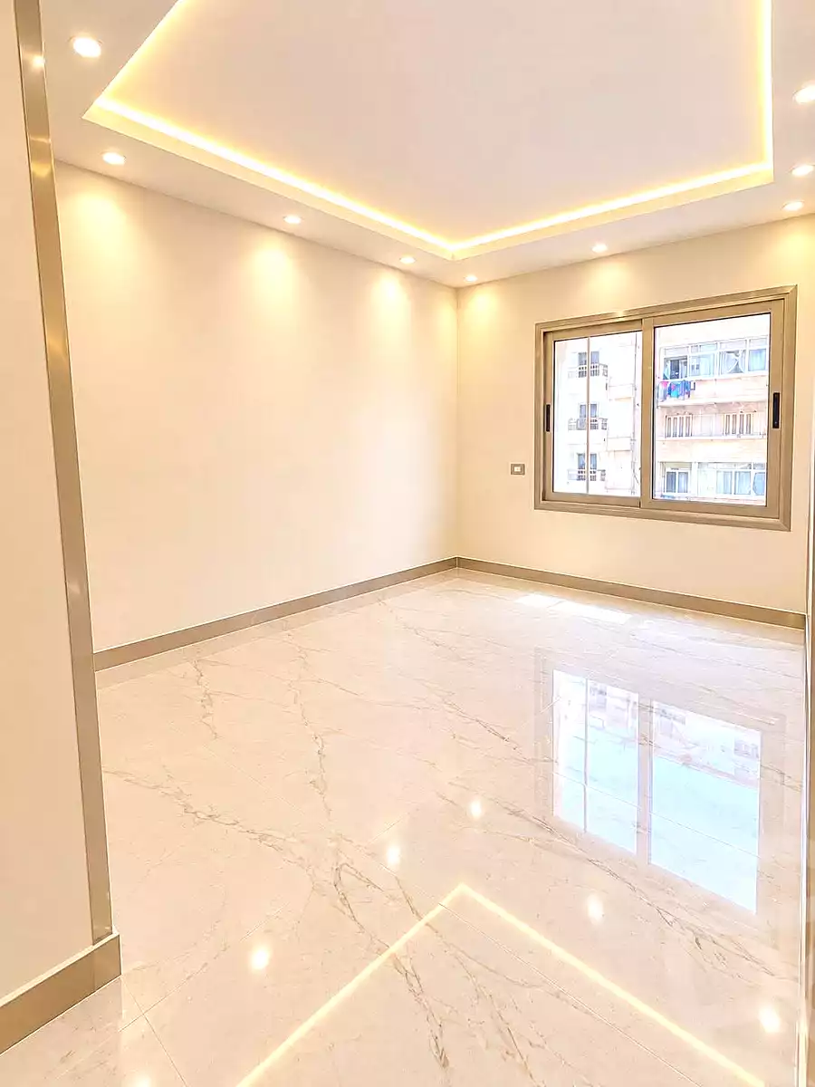 https://aqarmap.com.eg/en/listing/7293953-for-sale-alexandria-miami-mahmoud-el-isawy-st