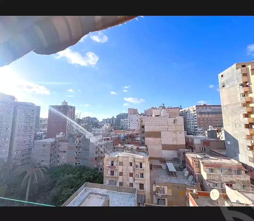 https://aqarmap.com.eg/en/listing/7294041-for-sale-alexandria-ganaklis-shr-mrtdy-bsh
