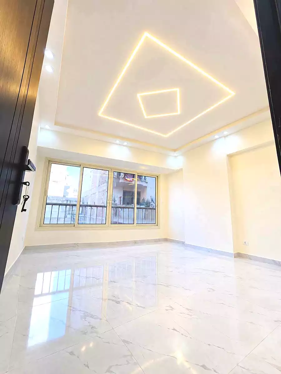 https://aqarmap.com.eg/ar/listing/7294085-for-sale-alexandria-al-agamy-lbytsh