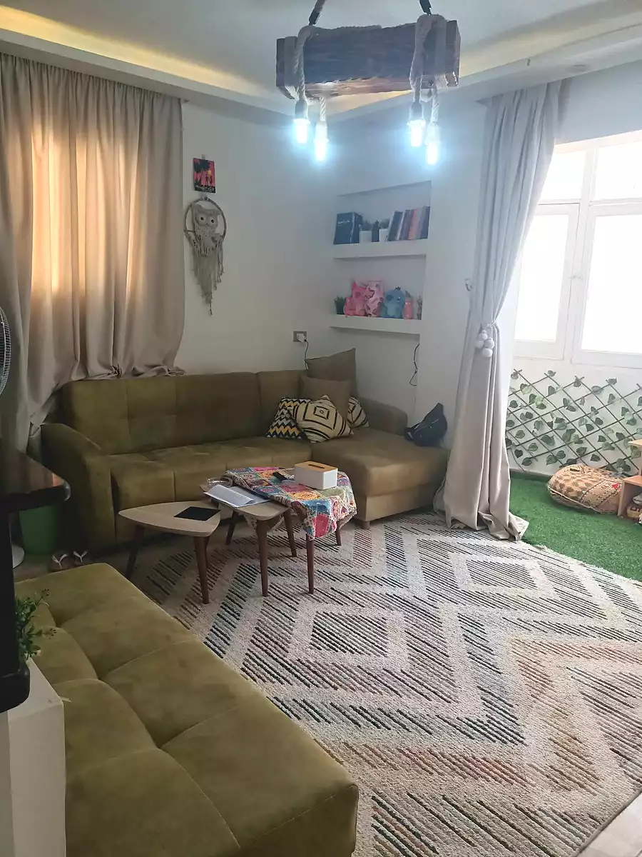 https://aqarmap.com.eg/en/listing/7294121-for-sale-alexandria-bw-qyr-street-25