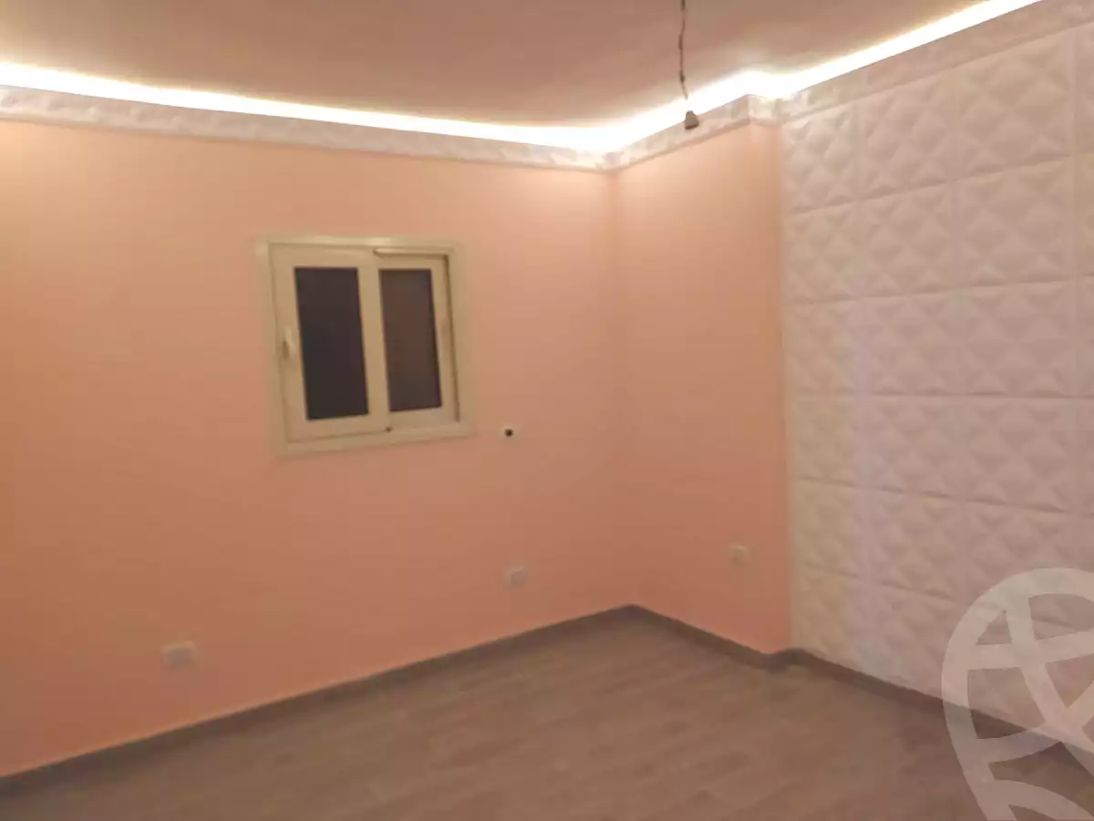 https://aqarmap.com.eg/ar/listing/7294130-for-sale-cairo-el-haram-el-lebeny-soltan-khattab-st