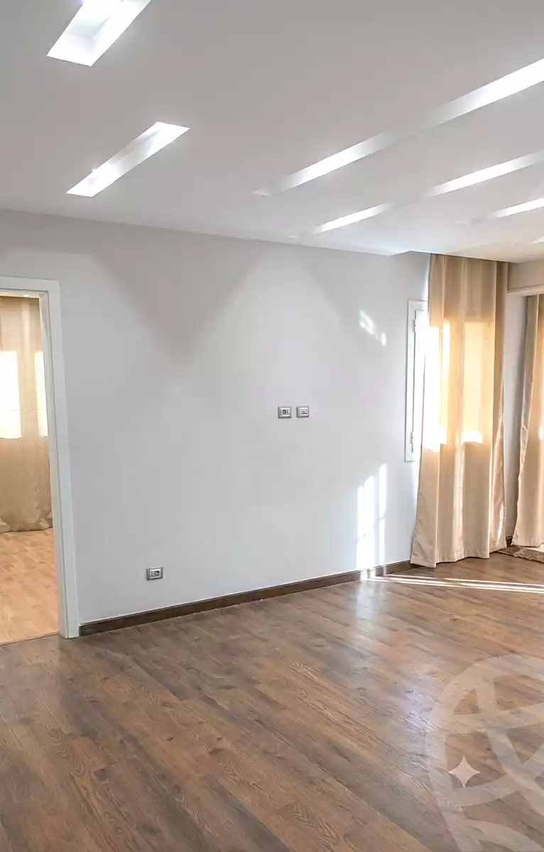 https://aqarmap.com.eg/en/listing/7294423-for-rent-cairo-new-cairo-compounds-mountain-view-hyde-park