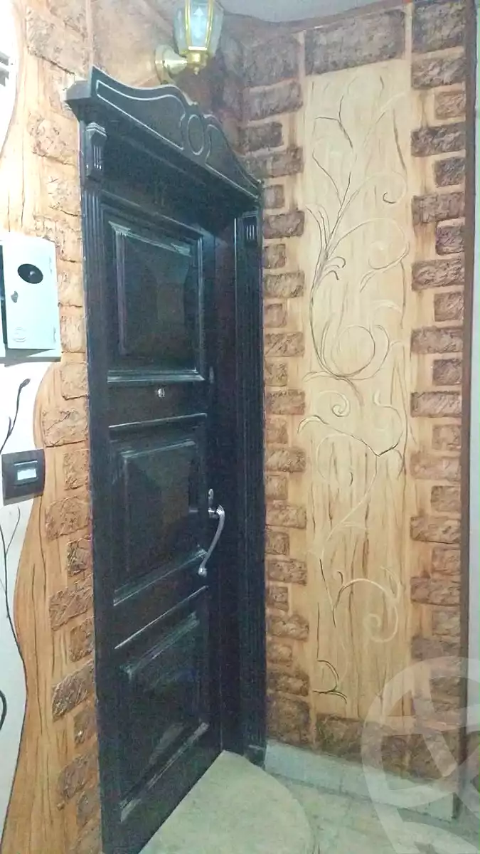https://aqarmap.com.eg/ar/listing/7294425-for-sale-cairo-ain-shams-yn-shms-lgrby-shr-qsr-fhmy