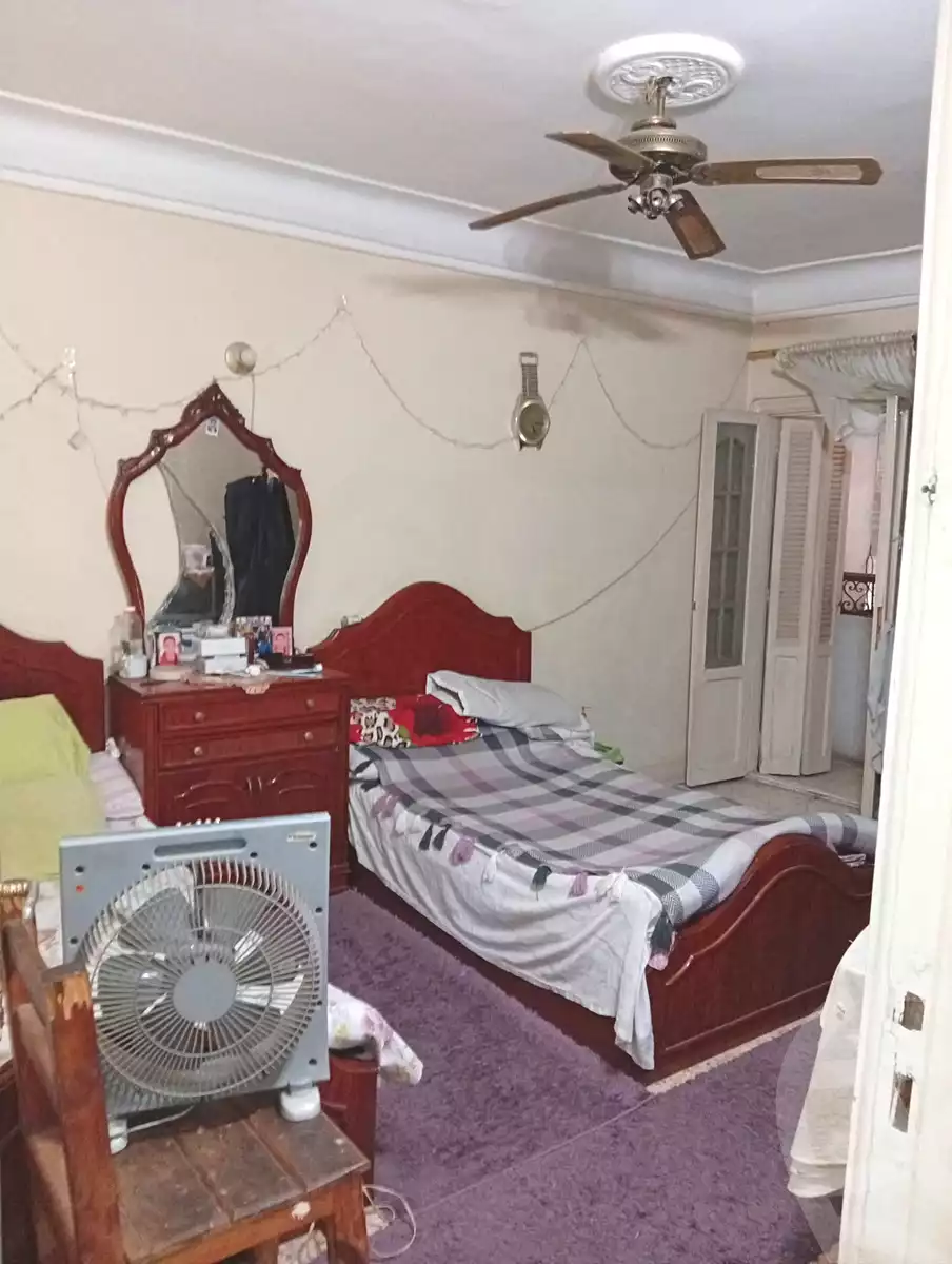https://aqarmap.com.eg/ar/listing/7294453-for-sale-alexandria-alhadara-new-el-hadra