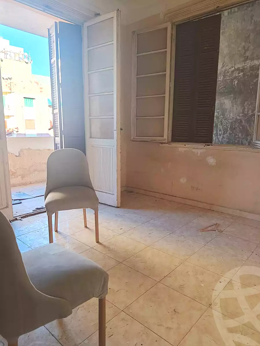 https://aqarmap.com.eg/en/listing/7294482-for-sale-alexandria-cleopatra-port-said-street
