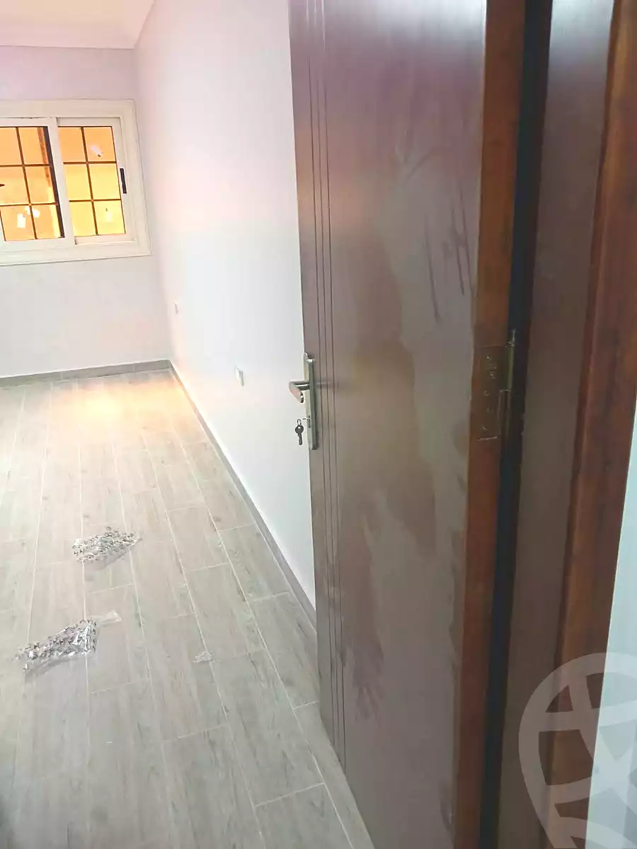 https://aqarmap.com.eg/ar/listing/7294654-for-sale-cairo-helwan-mostafa-fahmy-st