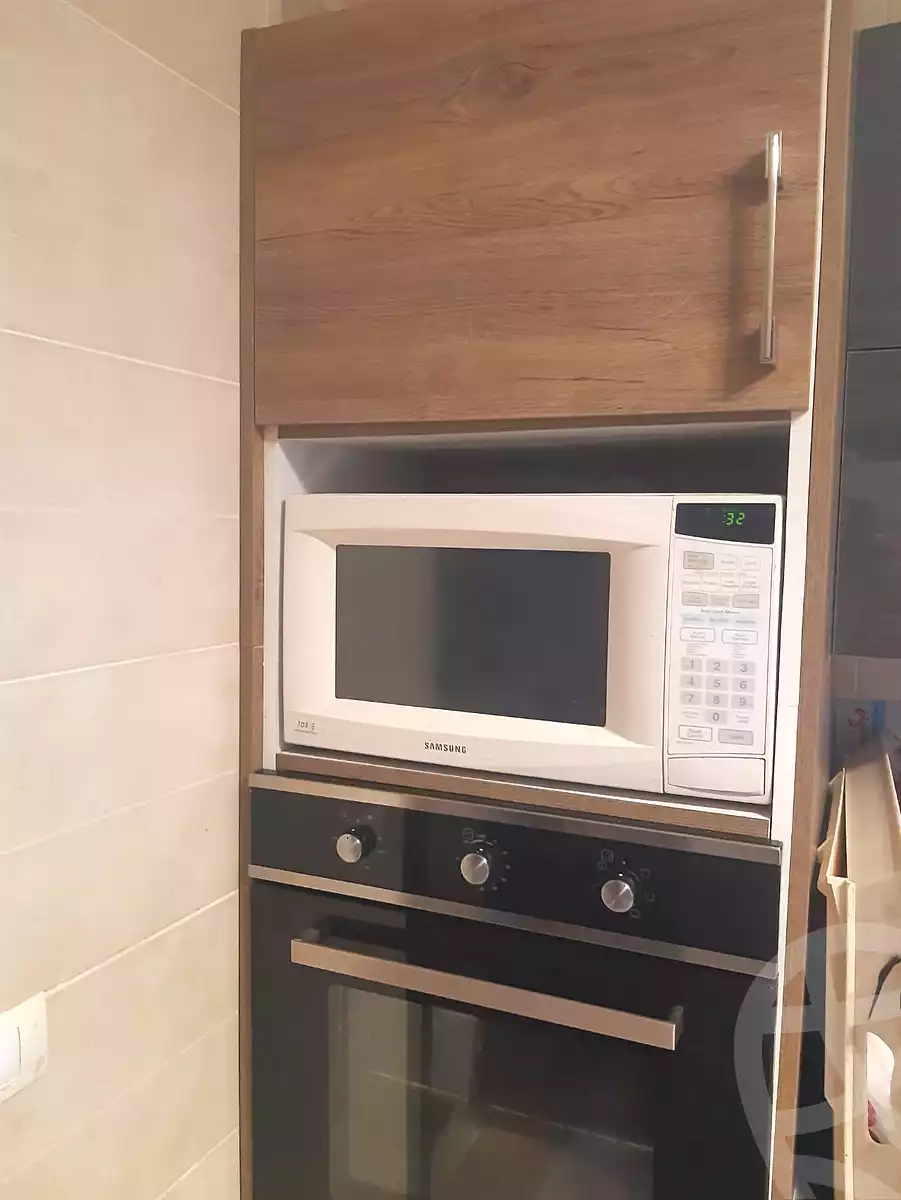 https://aqarmap.com.eg/ar/listing/7294887-for-rent-cairo-new-cairo-compounds-hyde-park-greens-hyde-park-compound