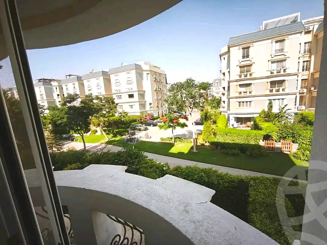 https://aqarmap.com.eg/ar/listing/7295077-for-sale-cairo-new-cairo-compounds-mountain-view1-1-compound