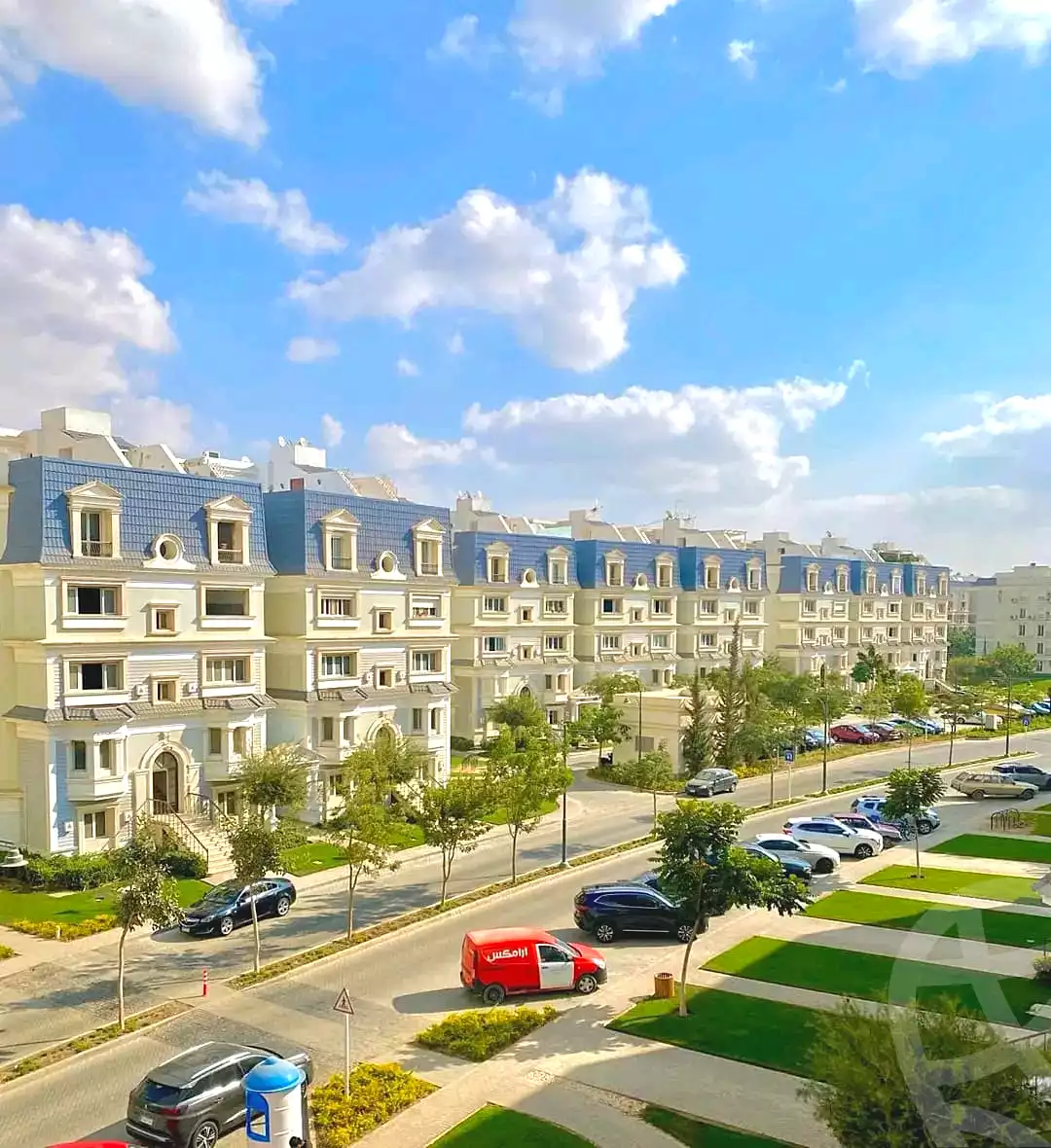 https://aqarmap.com.eg/ar/listing/7295110-for-sale-cairo-new-cairo-compounds-mountain-view1-1-compound