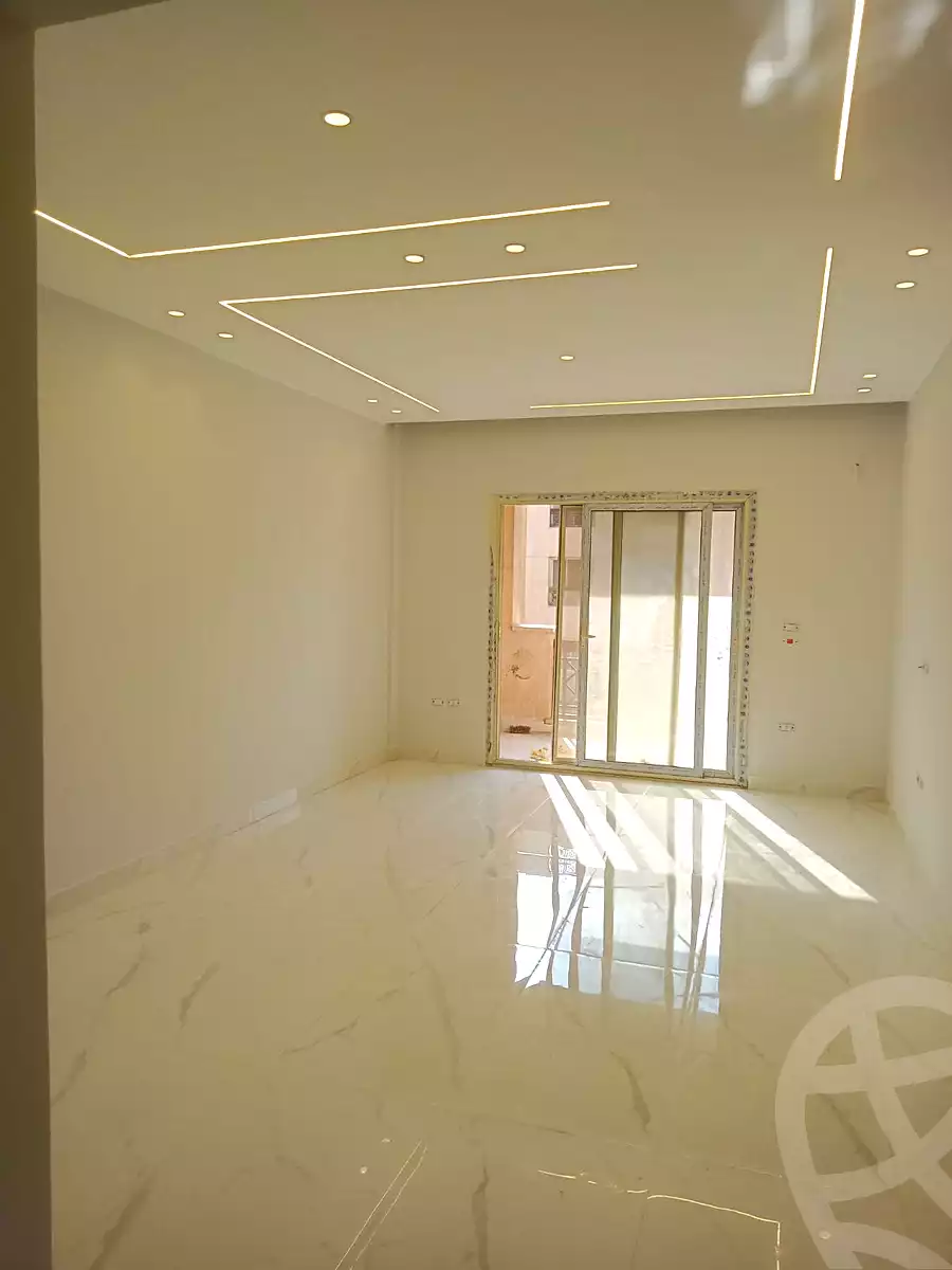 https://aqarmap.com.eg/ar/listing/7295164-for-sale-cairo-new-cairo-compounds-paradise