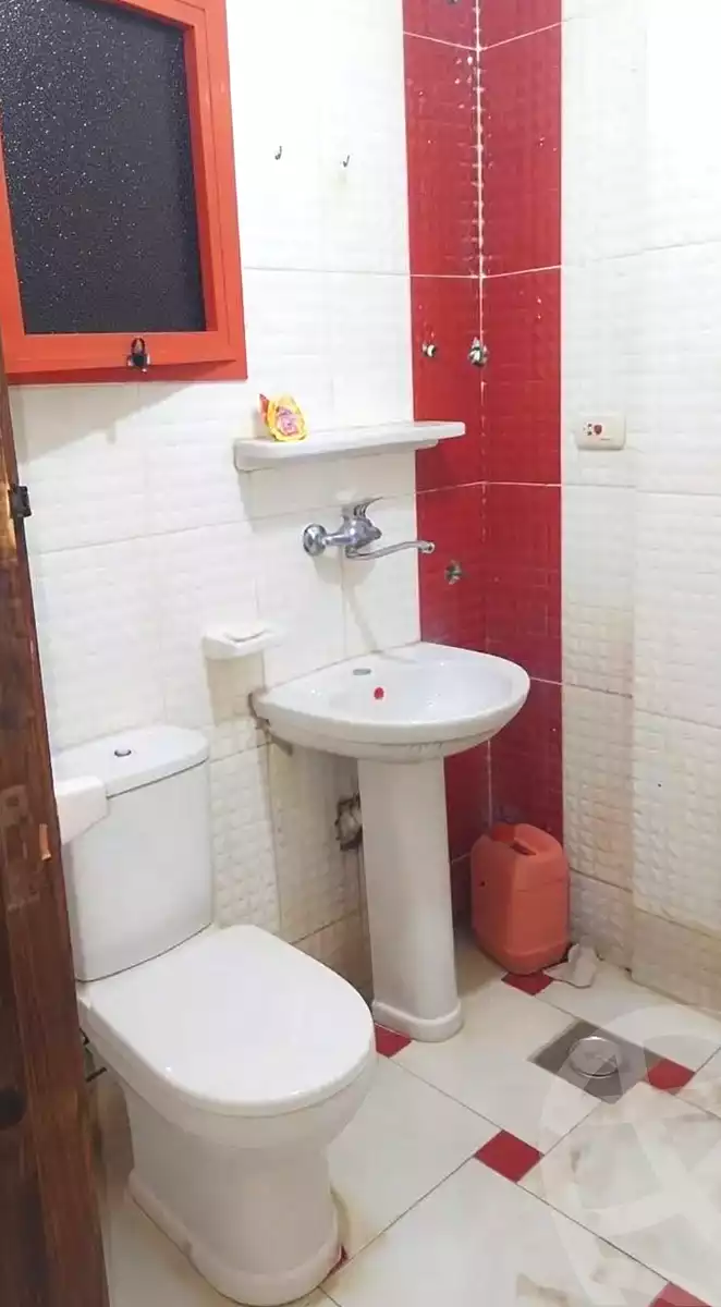 https://aqarmap.com.eg/ar/listing/7295254-for-sale-alexandria-al-agamy-el-hanouvel