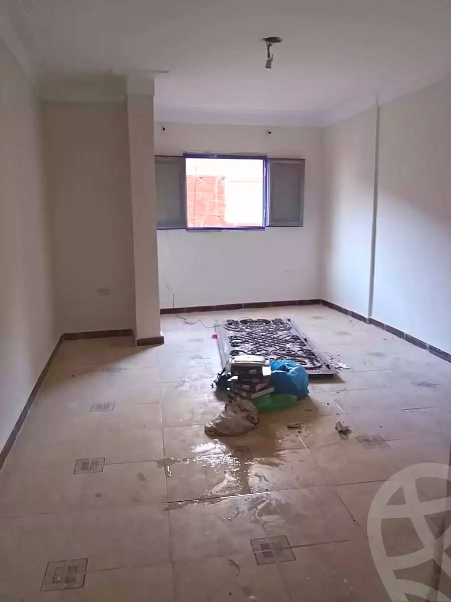 https://aqarmap.com.eg/ar/listing/7295950-for-sale-alexandria-al-agamy-el-hanouvel-radwan-st
