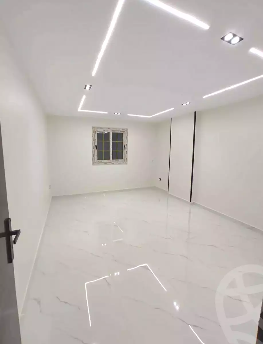 https://aqarmap.com.eg/en/listing/7296171-for-sale-alexandria-al-agamy-lbytsh-el-reyad-st