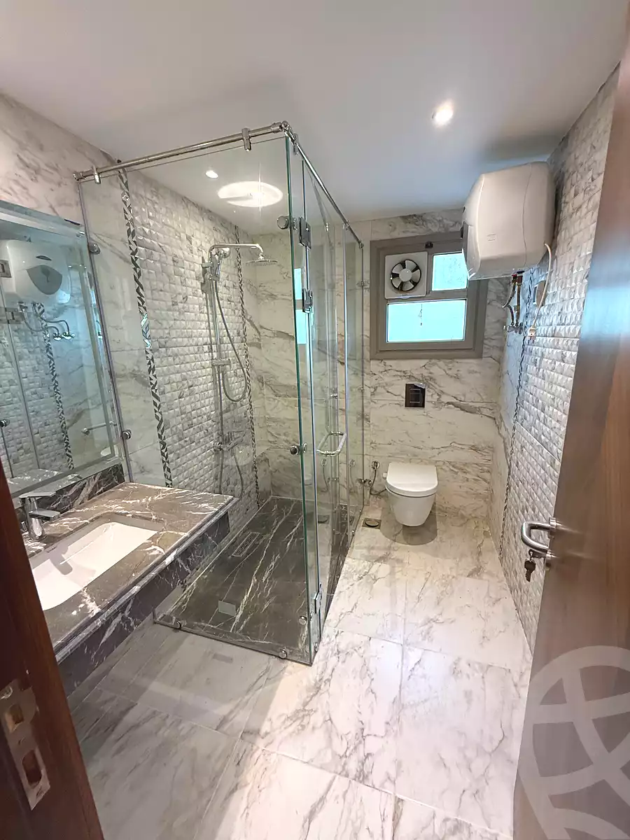 https://aqarmap.com.eg/ar/listing/7296329-for-sale-cairo-new-cairo-compounds-galleria-moon-valley-compound-arabia